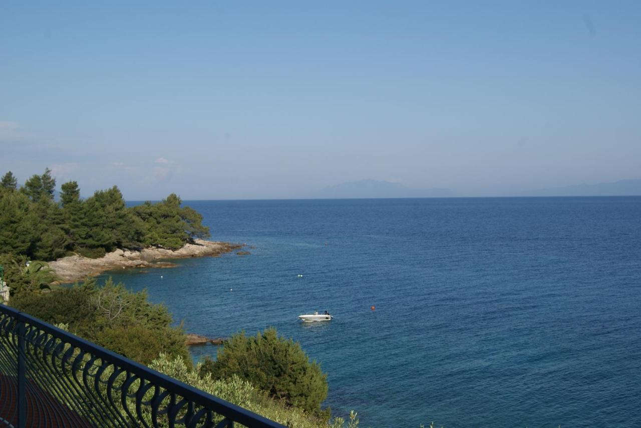 Apartments By The Sea Zavala, Hvar - 553 Jelsa  Exterior foto